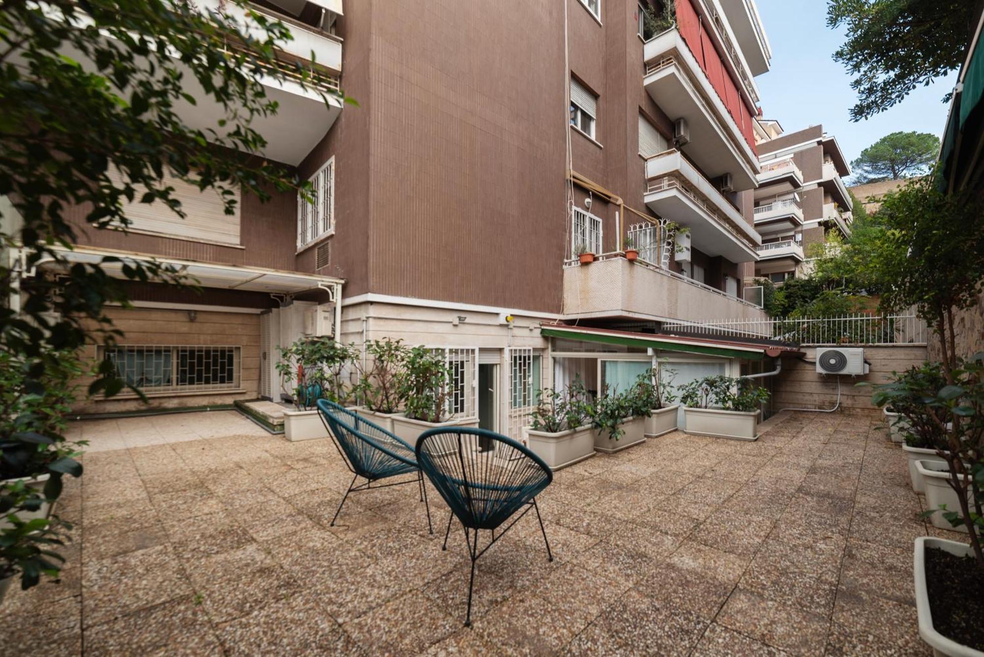 San Pietro Terrace Apartment Рим Экстерьер фото
