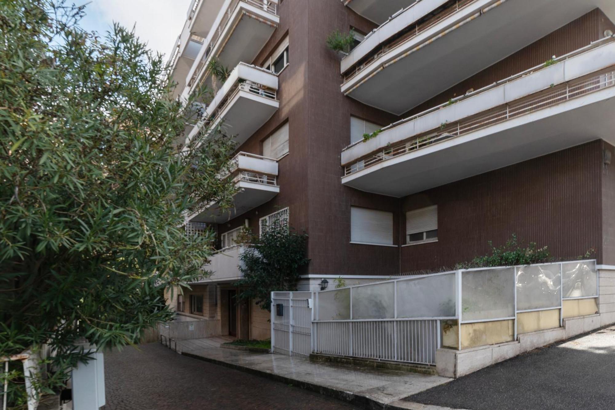 San Pietro Terrace Apartment Рим Экстерьер фото